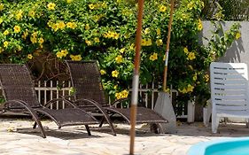 Sobrado com Piscina - Pontal do Parana